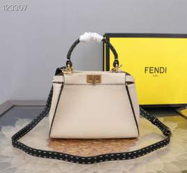 Picture of Fendi Handbags _SKUfw237492453fw